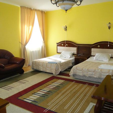 Daniyar Hotel Astana Dış mekan fotoğraf